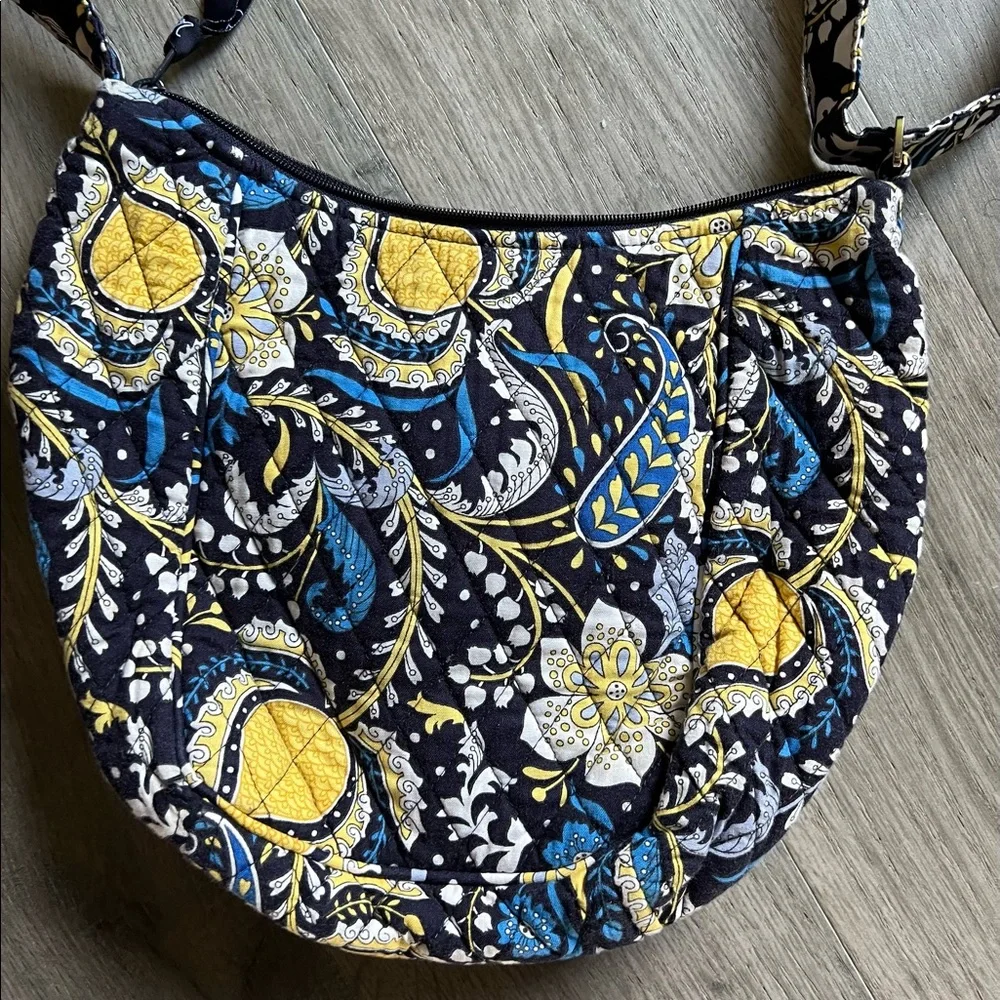 Vera Bradley purse - Picture 4 of 10